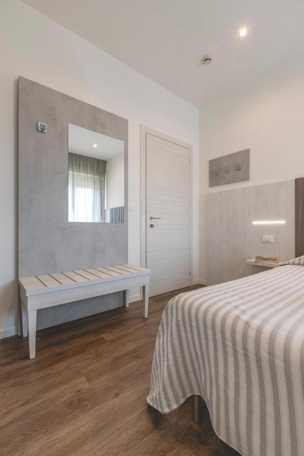 Hotel Loretta & Dependance Cervia Ngoại thất bức ảnh